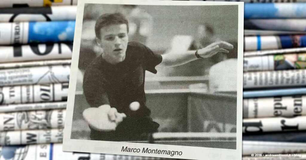 Marco Montemagno mentre gioca a ping pong