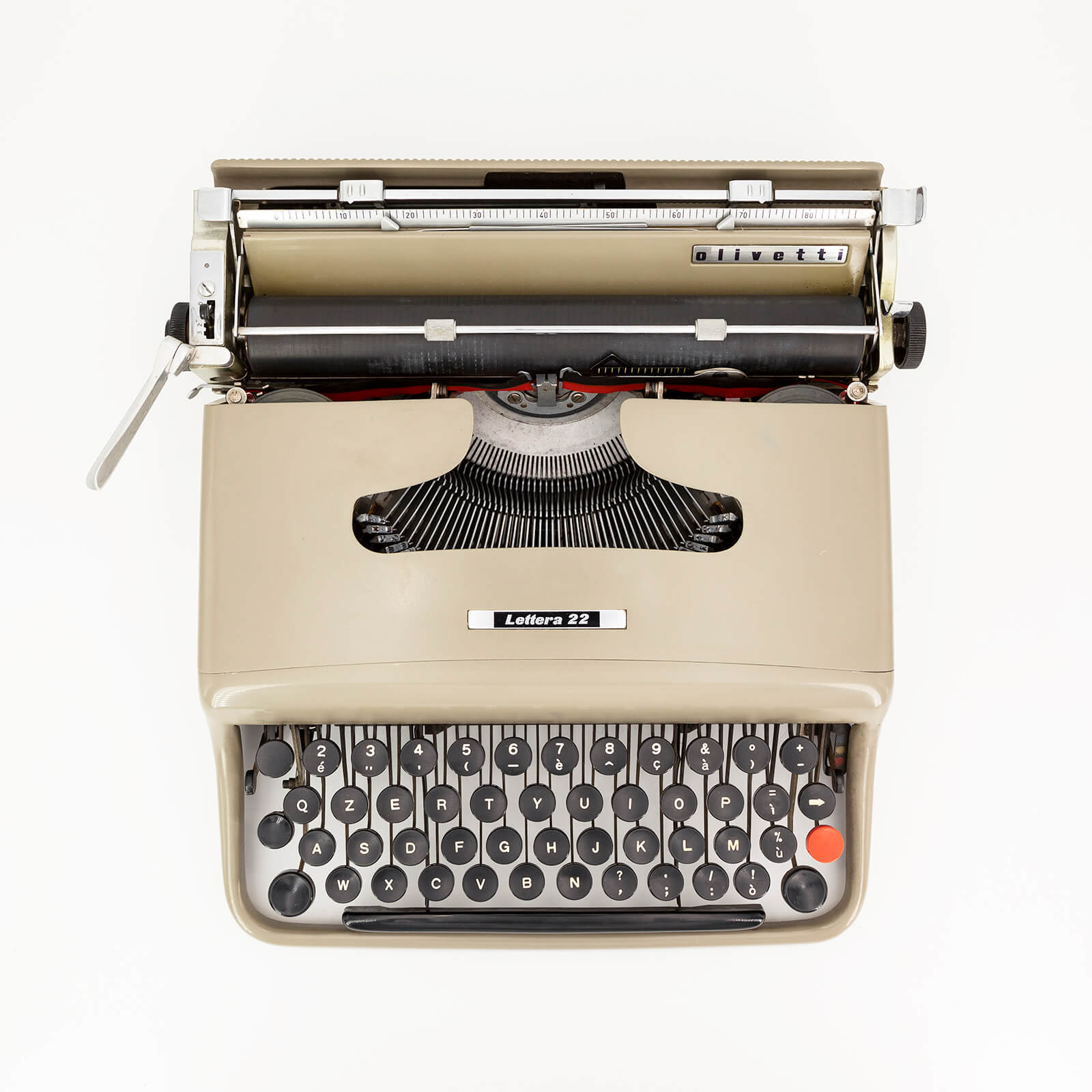 designer italiani famosi macchina da scrivere letterea 22 olivetti di nizzoli